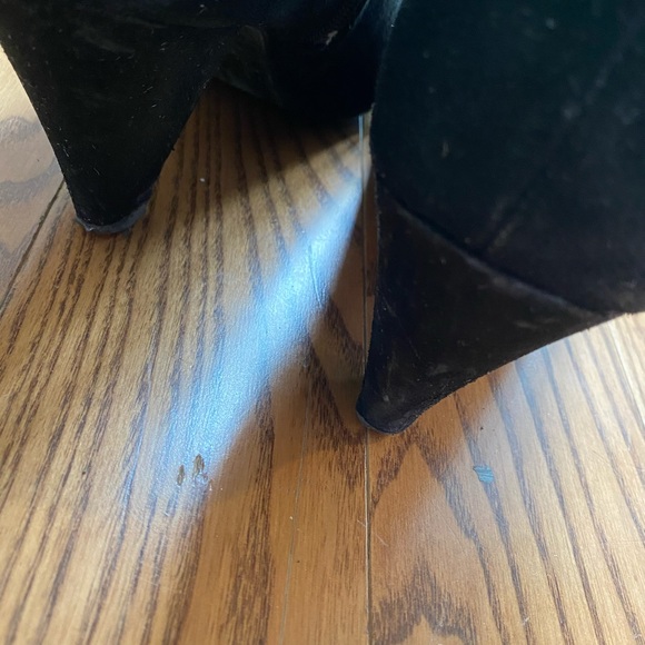 CL by Chinese Laundry Suede Nisha Bootie - Picture 8 of 9